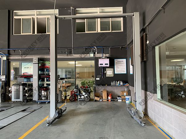 湖北寶能4S店-宜昌市西陵直營店-機修車間2